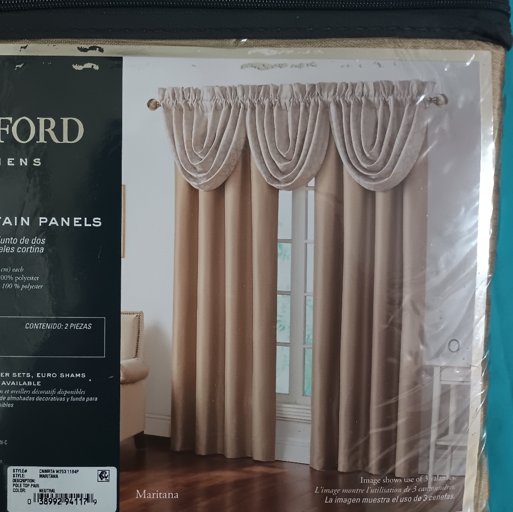 Waterford Fine Linens Set of 2
